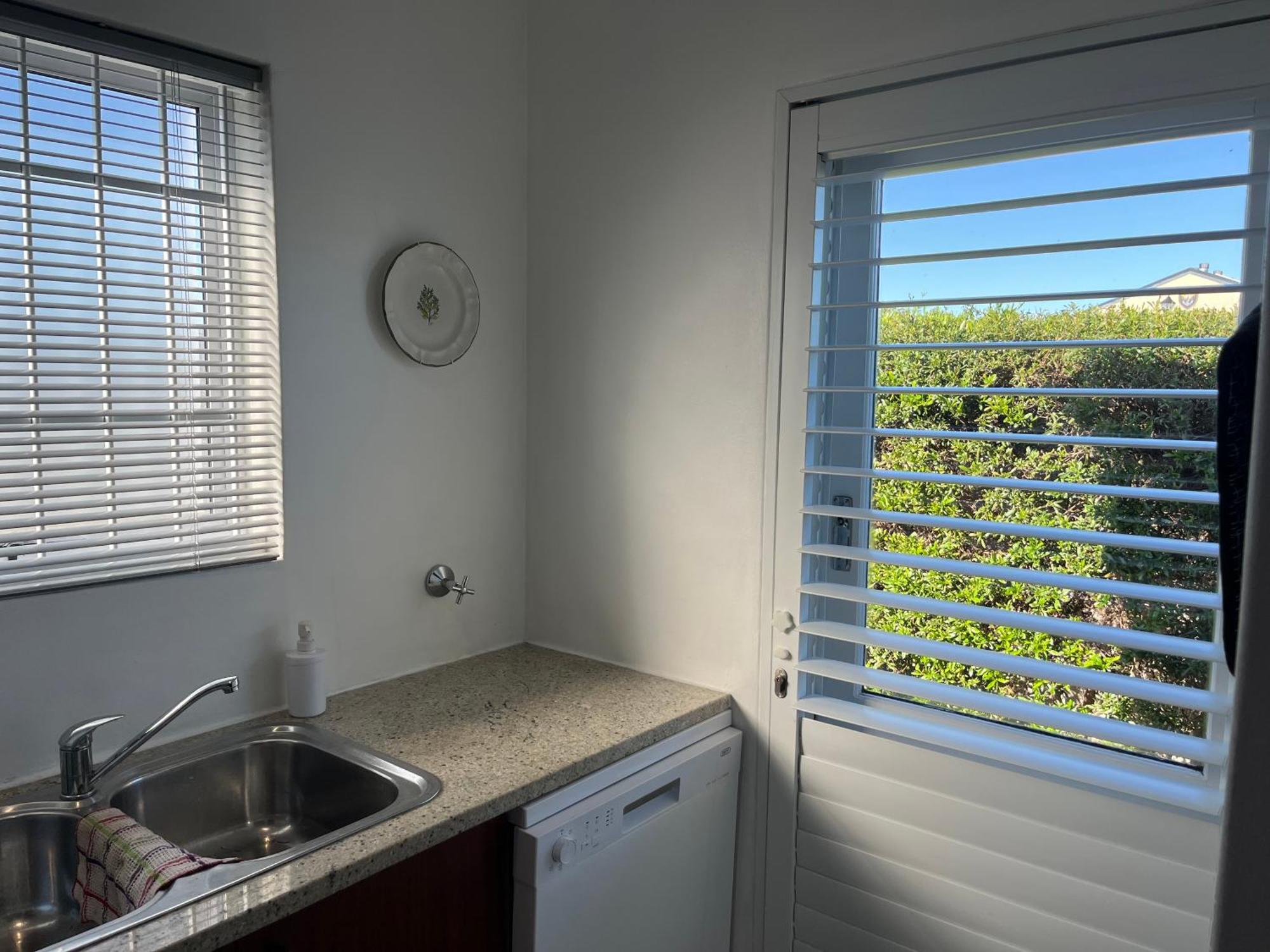 Vakantiehuis 3 Monterey Pines Crescent *